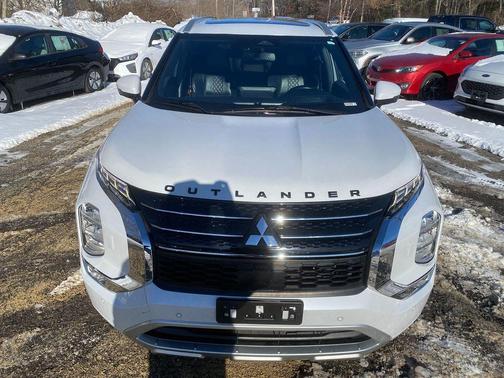 2022 Mitsubishi Outlander SEL