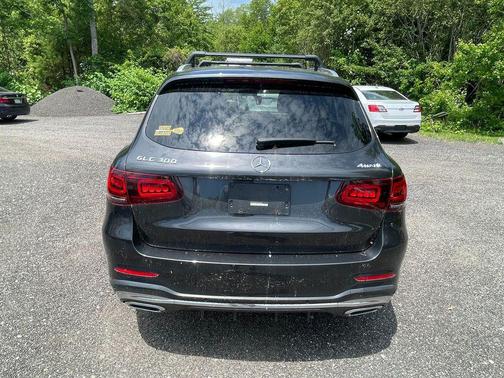 Graphite Grey Metallic 2022 Mercedes-Benz GLC 300 4MATIC