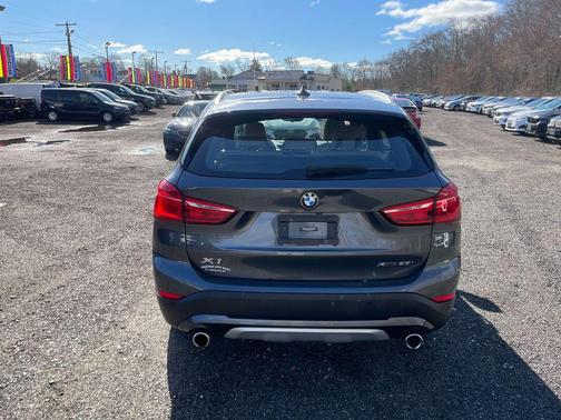 Mineral Gray Metallic 2021 BMW X1 xDrive28i