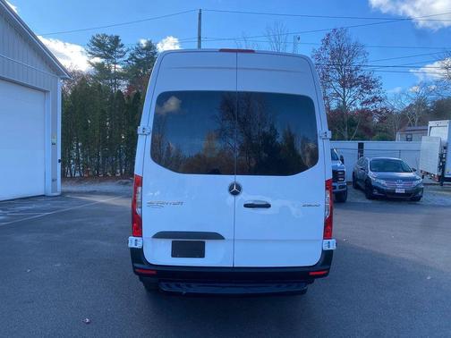 2021 Mercedes-Benz Sprinter 2500 Standard Roof