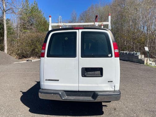 Summit White 2018 Chevrolet Express 2500 Work Van