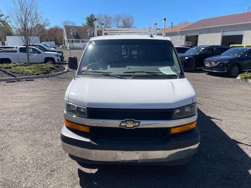 Summit White 2018 Chevrolet Express 2500 Work Van