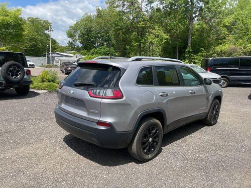 Billet Silver Metallic Clearcoat 2019 Jeep Cherokee Latitude
