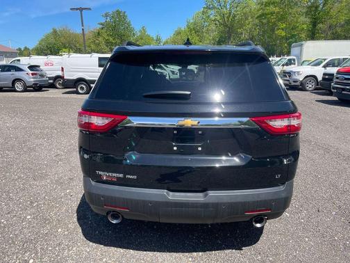 Mosaic Black Metallic 2019 Chevrolet Traverse LT Leather