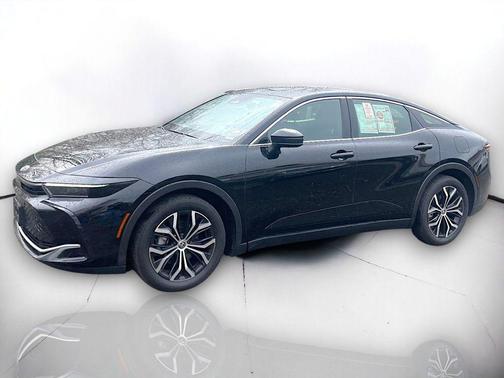 Black 2023 Toyota Crown Limited