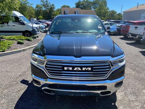 Diamond Black Crystal Pearlcoat 2021 RAM 1500 Longhorn
