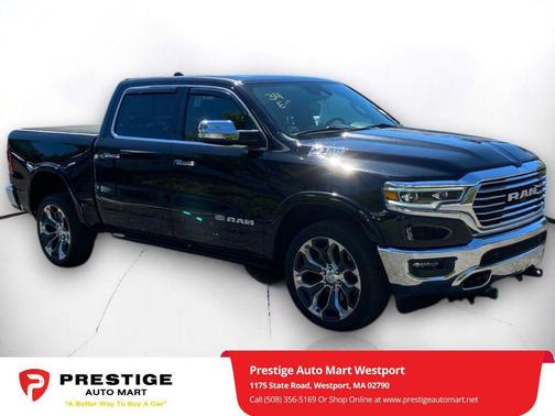 Diamond Black Crystal Pearlcoat 2021 RAM 1500 Longhorn