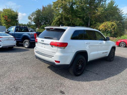 2019 Jeep Grand Cherokee Laredo