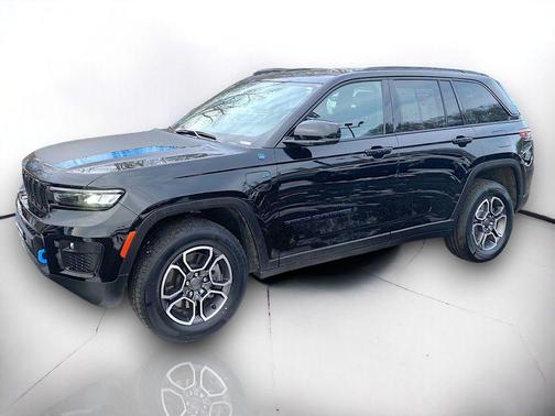 2022 Jeep Grand Cherokee 4xe Trailhawk
