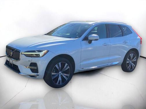 2022 Volvo XC60 B5 Inscription