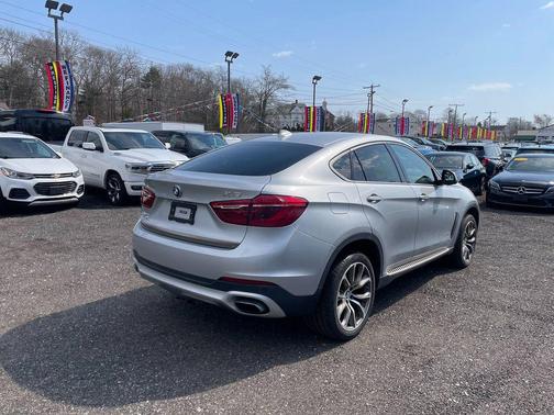 Glacier Silver Metallic 2018 BMW X6 xDrive50i