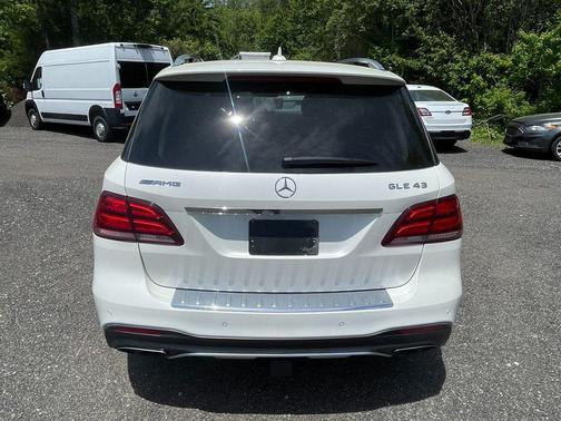 designo Diamond White Metallic 2018 Mercedes-Benz AMG GLE 43 Base 4MATIC