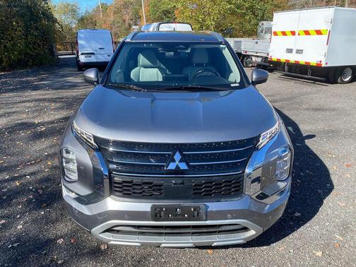 2023 Mitsubishi Outlander PHEV SEL