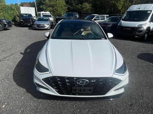 Quartz White 2020 Hyundai SONATA Limited