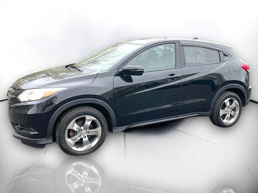 Crystal Black Pearl 2017 Honda HR-V EX