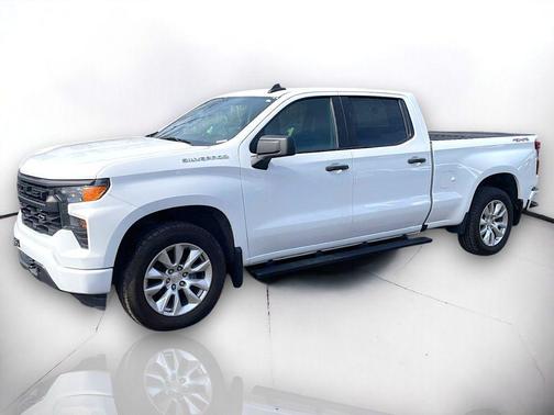 Summit White 2023 Chevrolet Silverado 1500 Custom