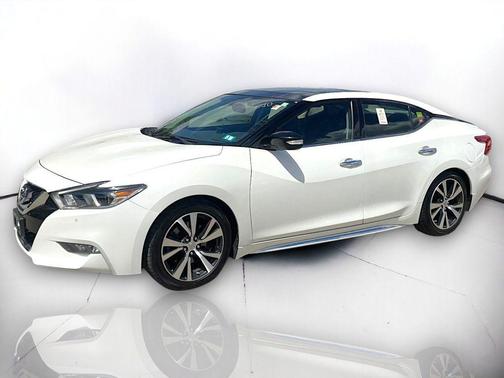 Pearl White 2017 Nissan Maxima 3.5 SL