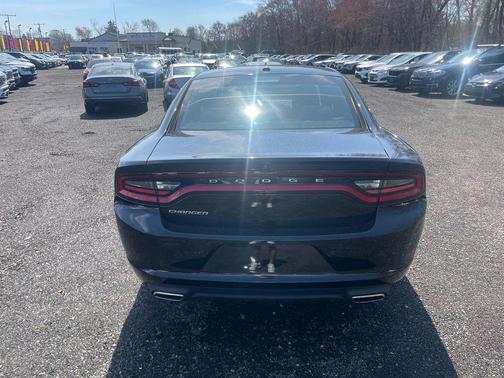 Pitch Black Clearcoat 2019 Dodge Charger SXT
