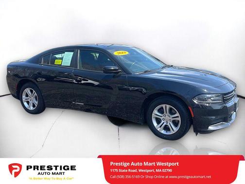 Pitch Black Clearcoat 2019 Dodge Charger SXT