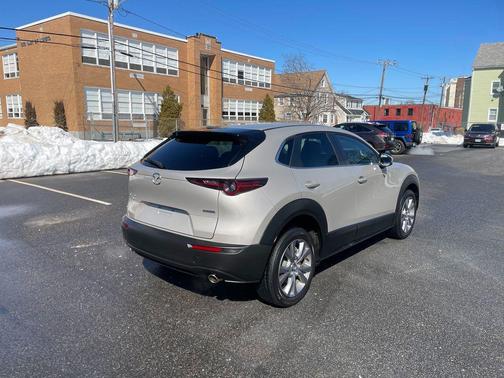 2022 Mazda CX-30 2.5 S Select Package