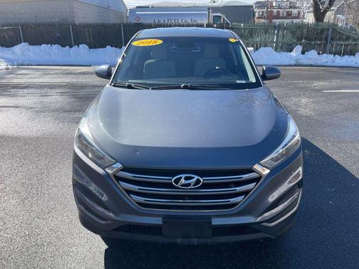 Coliseum Gray 2018 Hyundai TUCSON SE