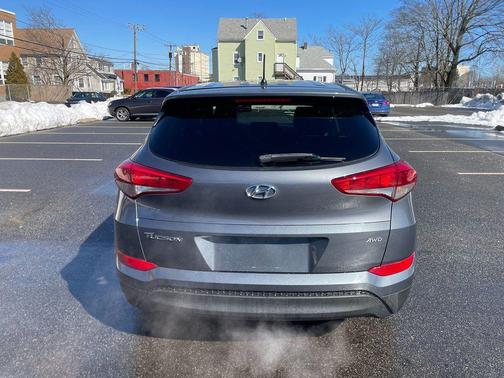Coliseum Gray 2018 Hyundai TUCSON SE