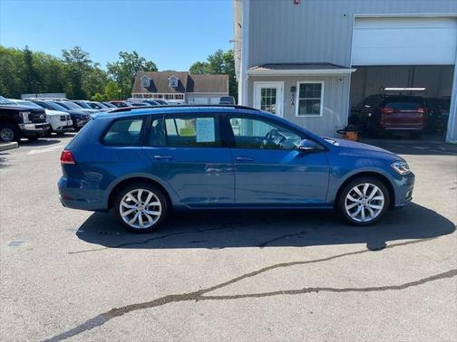2019 Volkswagen Golf SportWagen TSI SE