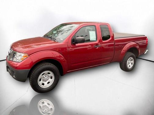 Cayenne Red 2015 Nissan Frontier S