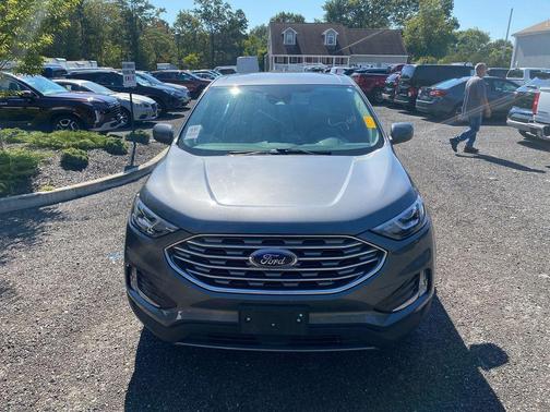 Carbonized Gray Metallic 2021 Ford Edge SEL