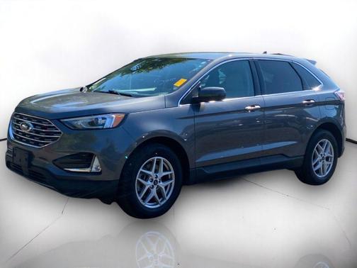 Carbonized Gray Metallic 2021 Ford Edge SEL