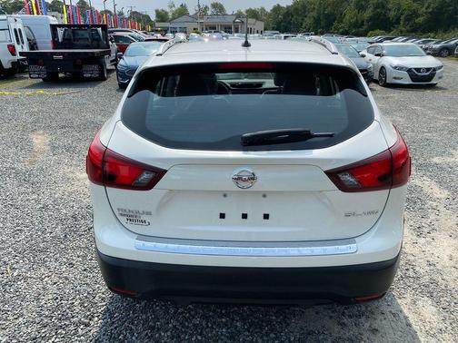 2018 Nissan Rogue Sport SL