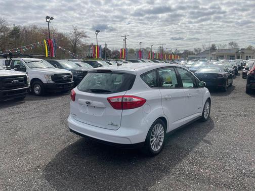 Oxford White 2016 Ford C-Max Hybrid SE