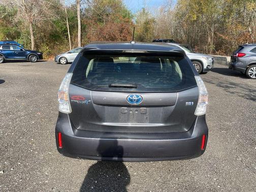 2014 Toyota Prius v Three