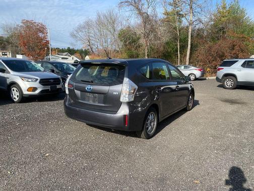 2014 Toyota Prius v Three