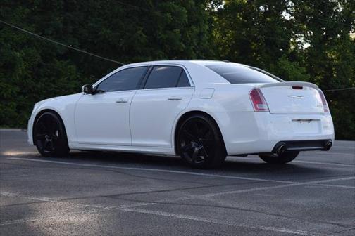 2013 Chrysler 300 SRT8