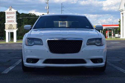2013 Chrysler 300 SRT8