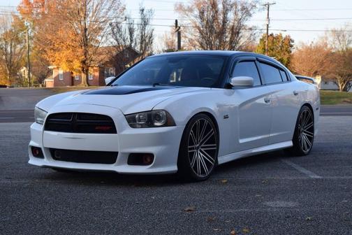2013 Dodge Charger SRT8