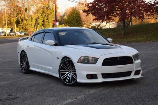 2013 Dodge Charger SRT8