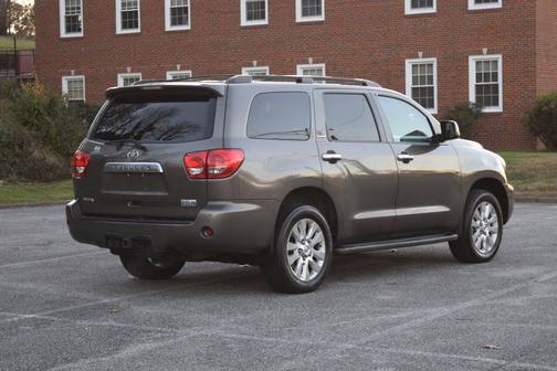2008 Toyota Sequoia Platinum