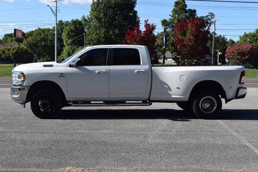 2019 RAM 3500 Big Horn Crew Cab 4x4 8' Box