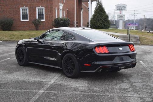 2016 Ford Mustang EcoBoost Premium