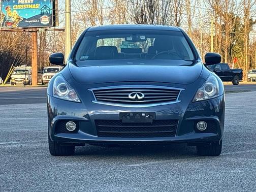 2011 INFINITI G37x Base
