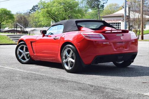 2008 Saturn Sky Red Line