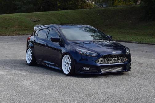 2016 Ford Focus ST