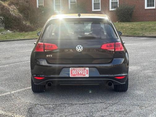 2015 Volkswagen Golf GTI 2.0T Autobahn 4-Door