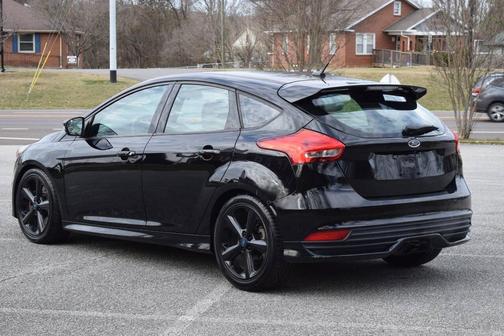 2016 Ford Focus ST 