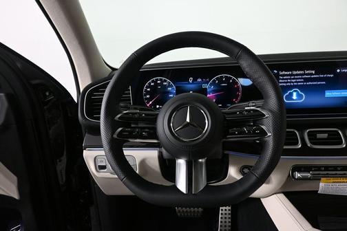 2026 Mercedes-Benz GLS 450 4MATIC