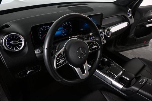 Mountain Gray Metallic 2021 Mercedes-Benz GLB 250 Base