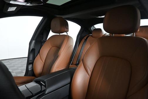 Blu 2022 Maserati Ghibli Modena