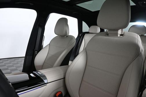 2026 Mercedes-Benz GLC 300 Base